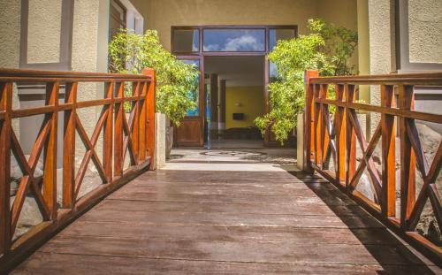 Pointe Aux Piments Hotel | Sunset Reef Resort & Spa