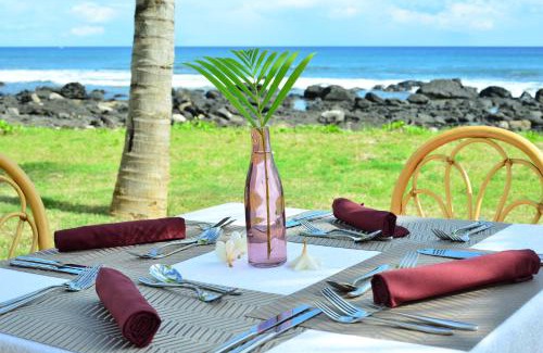 Pointe Aux Piments Hotel | Sunset Reef Resort & Spa