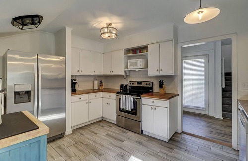 Lawton Woods House | Sunset Rentals | Indigo Lane 5