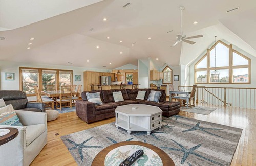 Carolina Dunes House | Sunset Retreat | 1900 ft from the beach | Private Pool, Hot Tub | Duck