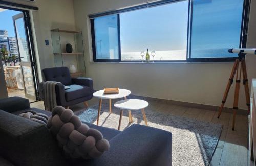 Mouille Point Apartment | Sunset Retreat at Bay Point