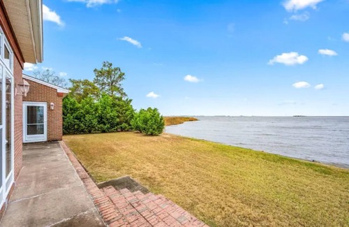 Quantico House | Sunset Retreat on the Nanticoke