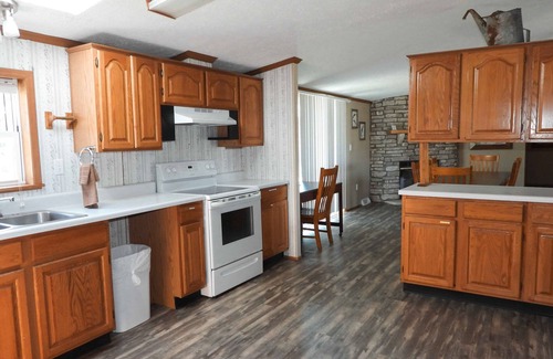 Leasburg House | Sunset Ridge perfect vacation home near Meramec River