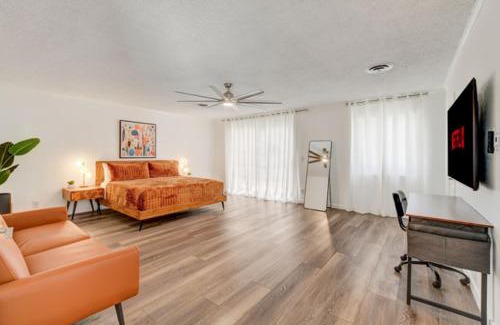 Royal Crest Rancheros House | Sunset Royale - The Ultimate Vegas Getaway