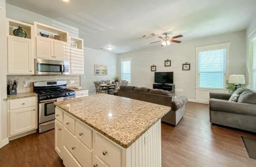 Sailhouse House | Sunset Sail