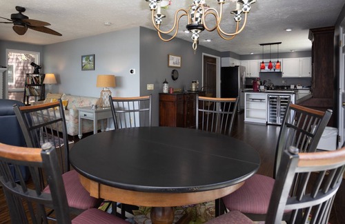 Canandaigua House | Sunset Sanctuary: "Picture Perfect Sunsets on Canandaigua Lake!"