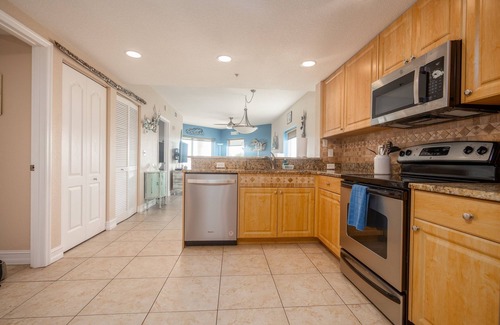 Capri Isle Condo | βοΈ Sunset Sands β Luxury Condo w/Stunning Ocean Views! π