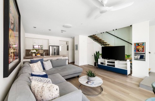 Downtown Palm Springs Villa | Sunset Sands- Modern Home + Pool, Exclusively Month+