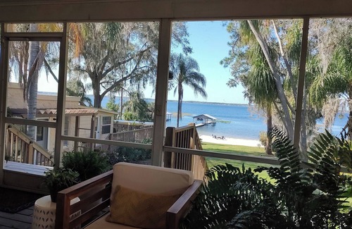 Sebring House | Sunset Serenade at your Beach House on Lake Jackson