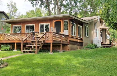 Dundee Cottage | "Sunset Serenity" on Waneta Lake-Visit the FingerLakes, Wine Trails & upstate NY