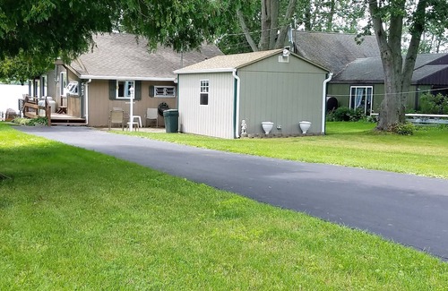 Dundee Cottage | "Sunset Serenity" on Waneta Lake-Visit the FingerLakes, Wine Trails & upstate NY