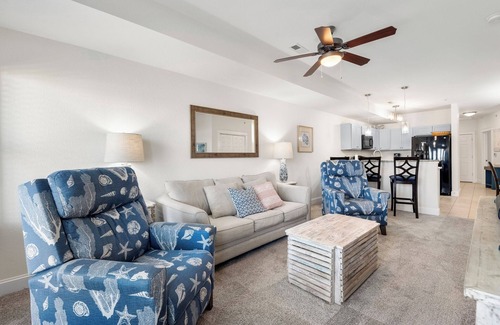 Nags Head Condo | Sunset Sound: Water Views, Shared Pool, Elevator