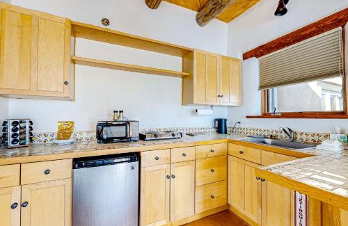 Arroyo Seco Hotel | Sunset Studio