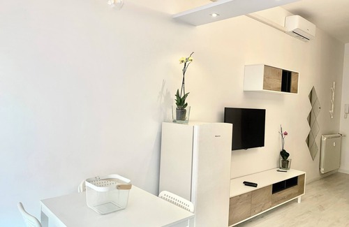 Marina di Carrara Apartment | Sunset suite - apartment by the sea in Marina di Carrara