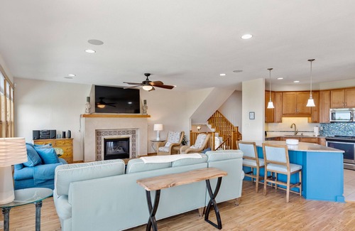 Monteray Shores House | Sunset Thrill: Soundfront | Pool | Shared Dock