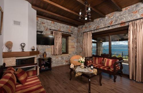 Kolymbari Villa | Sunset Traditional House