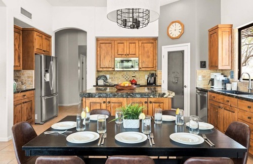 New River Villa | Sunset Trails | 6 Hole Golf | Hot Tub | Pool+More