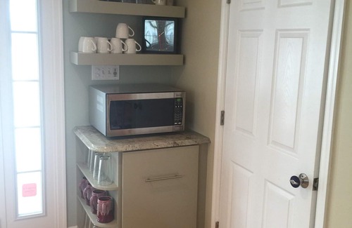 North Cape May House | Sunset View Beach Bungalow - Pets Allowed. Amazing covered deck and yard.