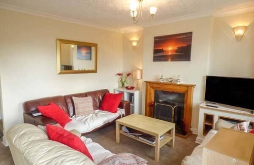 Maryport Cottage | SUNSET VIEW, pet friendly, character holiday cottage in Maryport