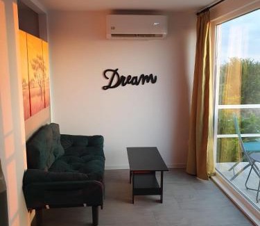 Costinesti Apartment | Sunset View