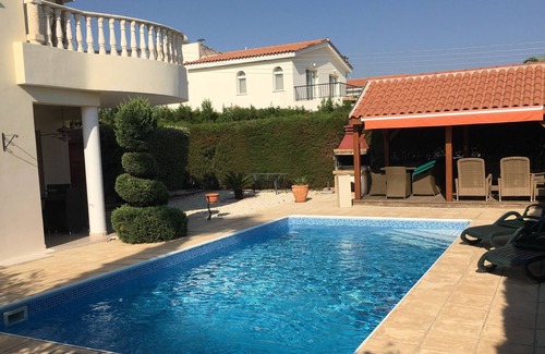 Mandria Villa | Sunset VIlla holiday home Mandria