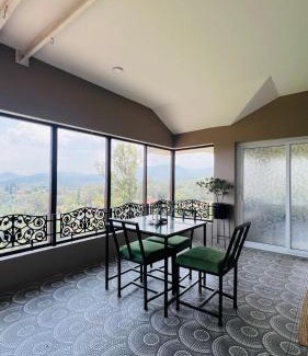 Kumaran Nagar House | Sunset Villa