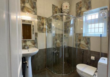 Kumaran Nagar House | Sunset Villa