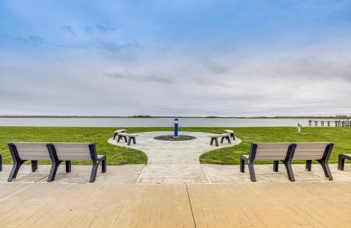 Wildwood Crest Apartment | Sunset, Water Views Wildwood Crest at Sunset Lake