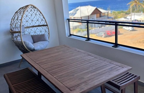 Trois-Bassins House | Sunset - Waterfront