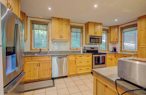 Rideau Lakes Cottage | Sunset Waters Cottage at the Heart of Big Rideau Lake