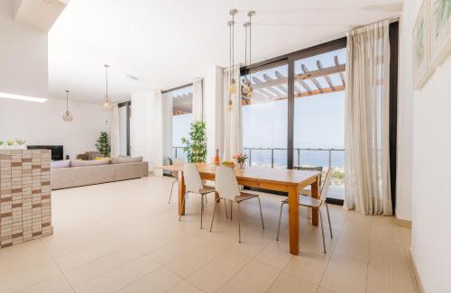 El Madronal Villa | Sunset White Villa - Ocean view, Jakuzzi, Heated Pool, Air-conditioning, Grill