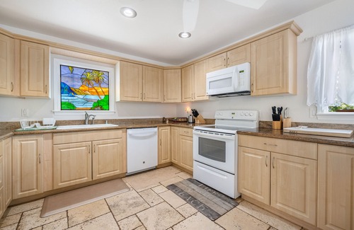 Pupukea House | Sunsetbeach Front North Shore Home In Haleiwa