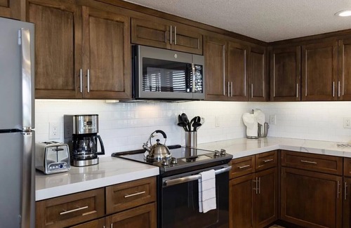 La Selva Beach Villa | Sunsets and ocean breezes await you! Fall is spectacular at Seascape!