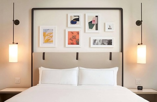 Ojus Hotel | Sunsets and Sea Breezes! Rooftop Swimming Pool, Pets Allowed, Kitchenette!