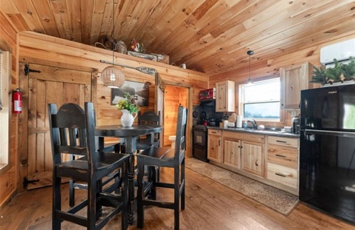 Omaha Cabin | Sunsets-Table Rock Lake-Branson-Thunder Ridge