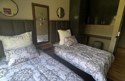 Magaliesberg House | SunsetSunrise Country Farm 3 Bedroom House