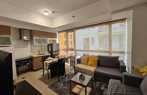 Pasig Apartment | Sunshine 100 Plaza