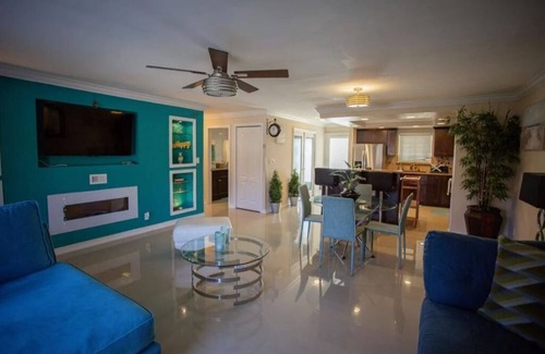 Yeoman Wood Condo | Sunshine and solace at this luxury Bahamas retreat.