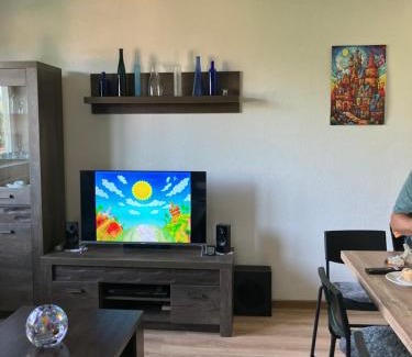Helpa Apartment | Sunshine Apartment