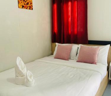 Rawai House | Sunshine bungalow