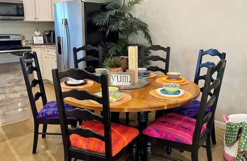 Canyon House | Sunshine Casita! A quiet country setting.10 minute drive to Palo Duro Canyon.