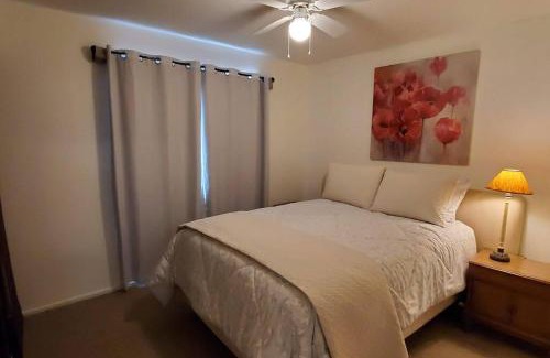 Indio House | Sunshine Daydream by the Pool and Spa