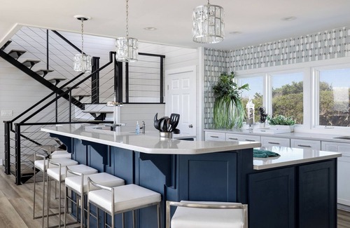 Pine Knoll Shores House | Sunshine Estate - Oceanfront House, 8BR, 5BA, Pine Knoll Shores