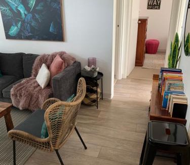 Brahma Lodge Apartment | Sunshine Four
