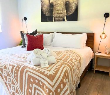 Edgewood Apartment | Sunshine Haven, Poolside Bliss, Disney, Game Room