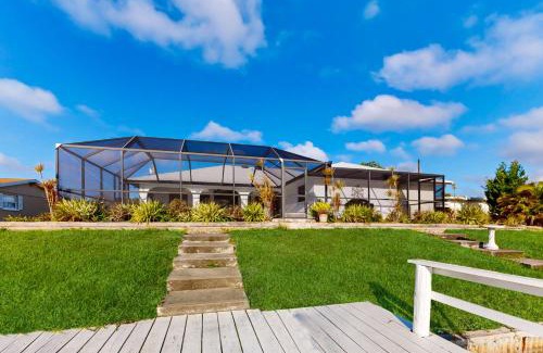 Port Charlotte House | Sunshine Hideaway