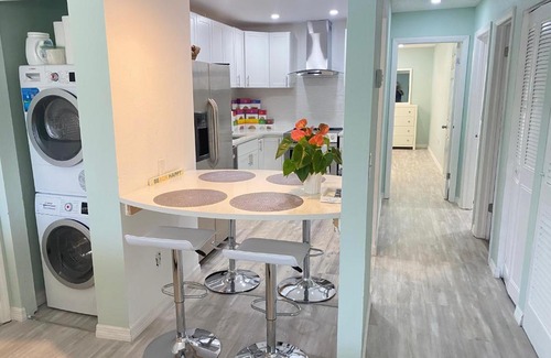 Tarpon Springs House | Sunshine Home