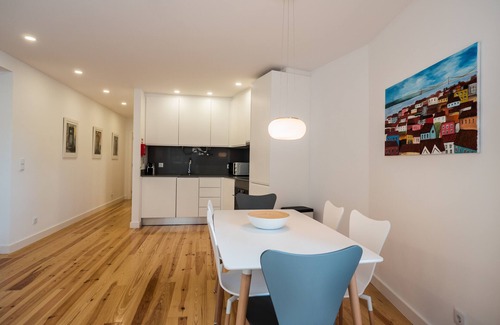 Santa Maria Maior Apartment | Sunshine House - Exclusive Apartment - Your home away from Home