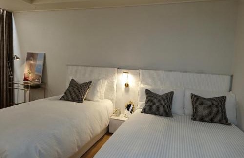 Namyeong-dong Apartment | Sunshine house