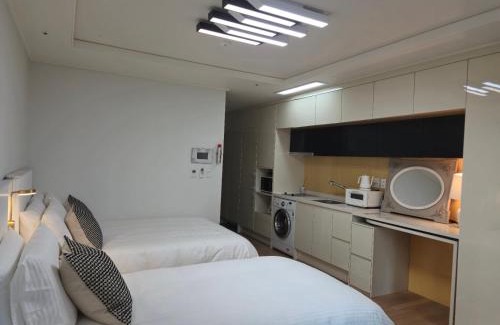 Namyeong-dong Apartment | Sunshine house